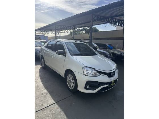TOYOTA ETIOS 1.5 XLS 16V FLEX 4P AUTOMÁTICO TOYOTA ETIOS 1.5 XLS 16V FLEX 4P AUTOMÁTICO